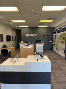 Lake Oswego, Oregon Store